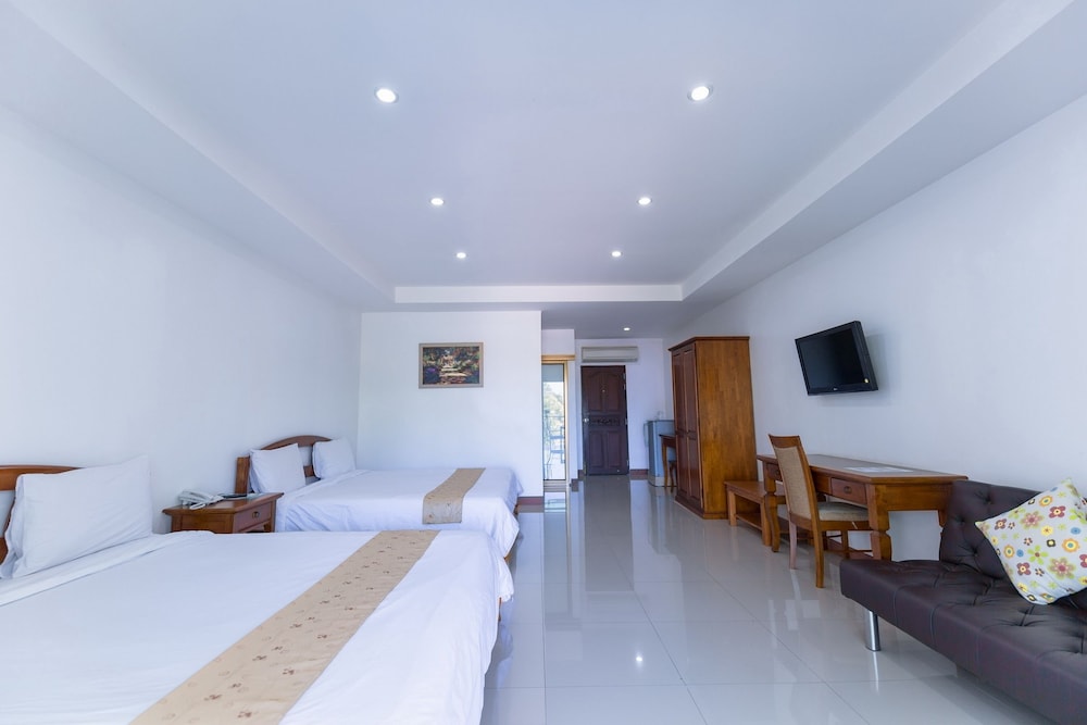 Superior Double or Twin Room, 1 Bedroom, Park View