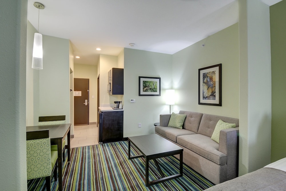 Suite, 2 Queen Beds photo 1