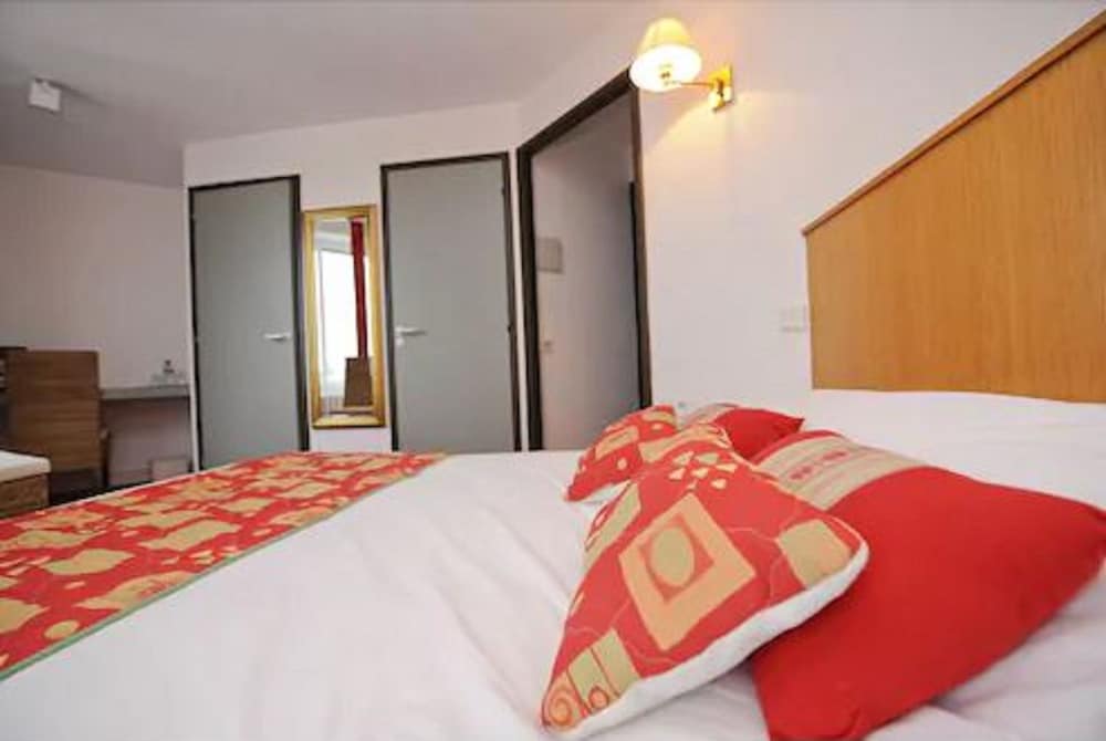 Standard Double Room photo 3