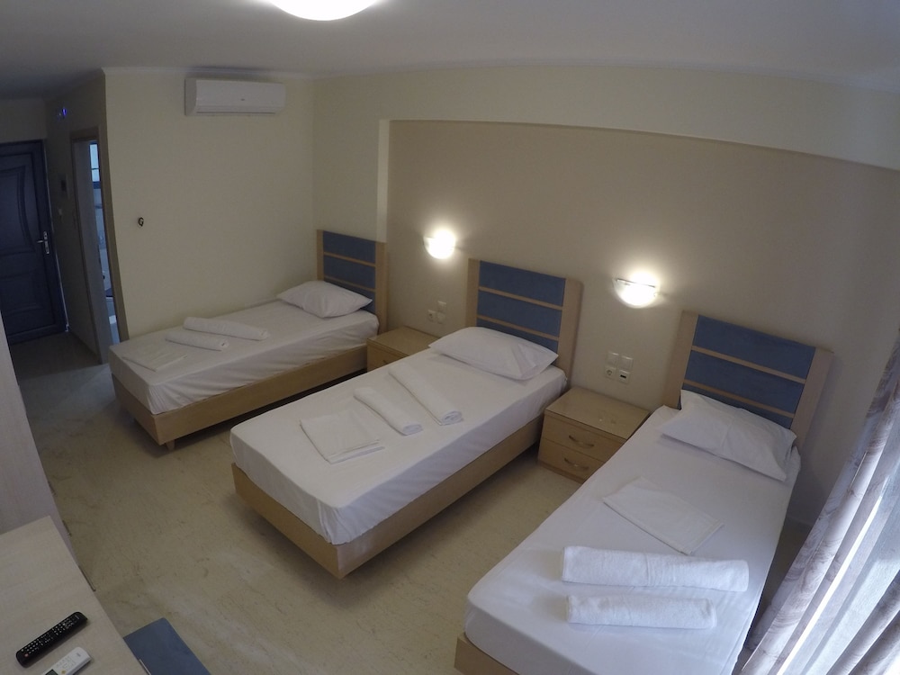 Apartment (First Floor, For 3) photo 1