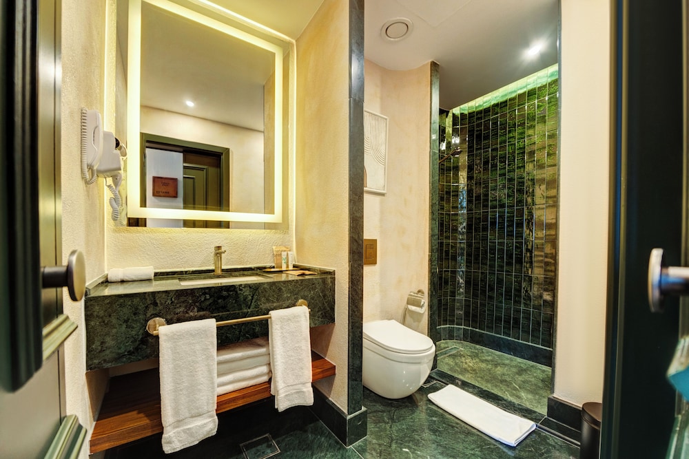 Junior Suite - Photo 8