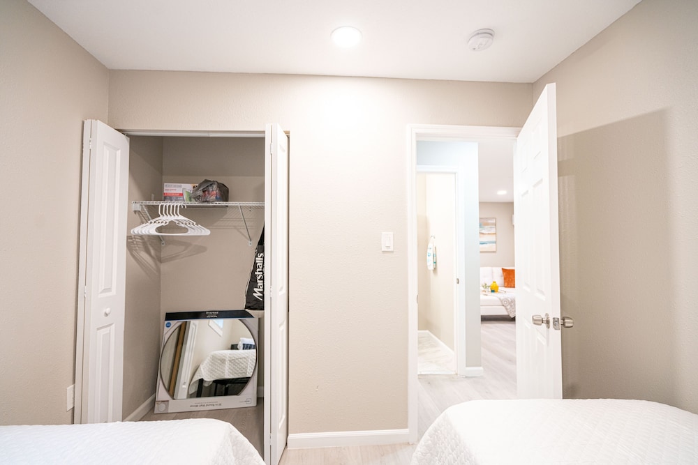 Classic Apartment - Photo 8