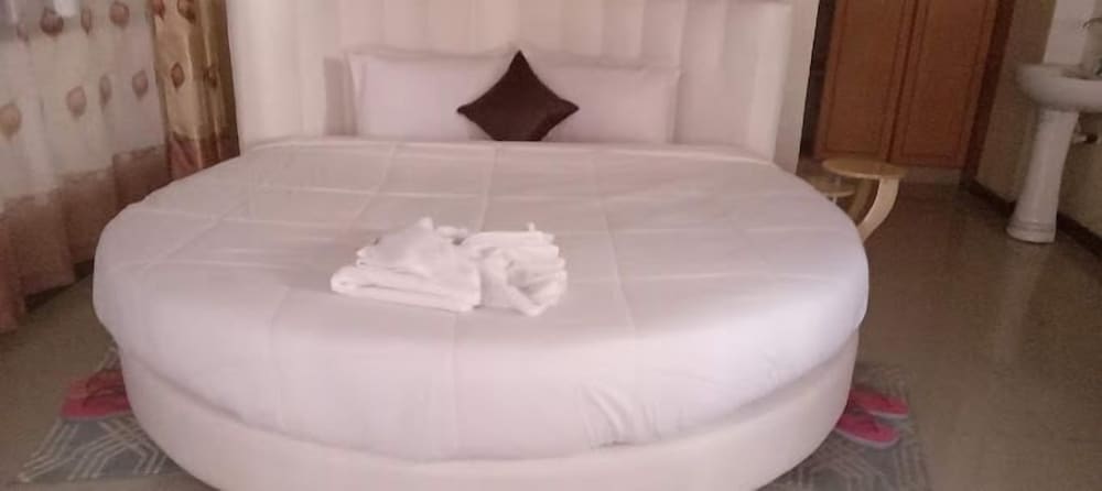 Deluxe Single Room, Garden View