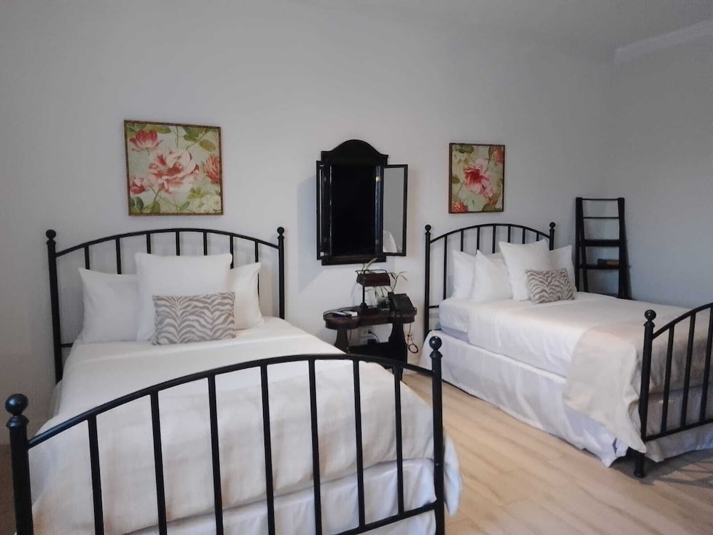 Double Room, Courtyard View (Los Lagos)