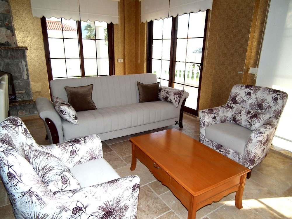 Villa, Pool View photo 2