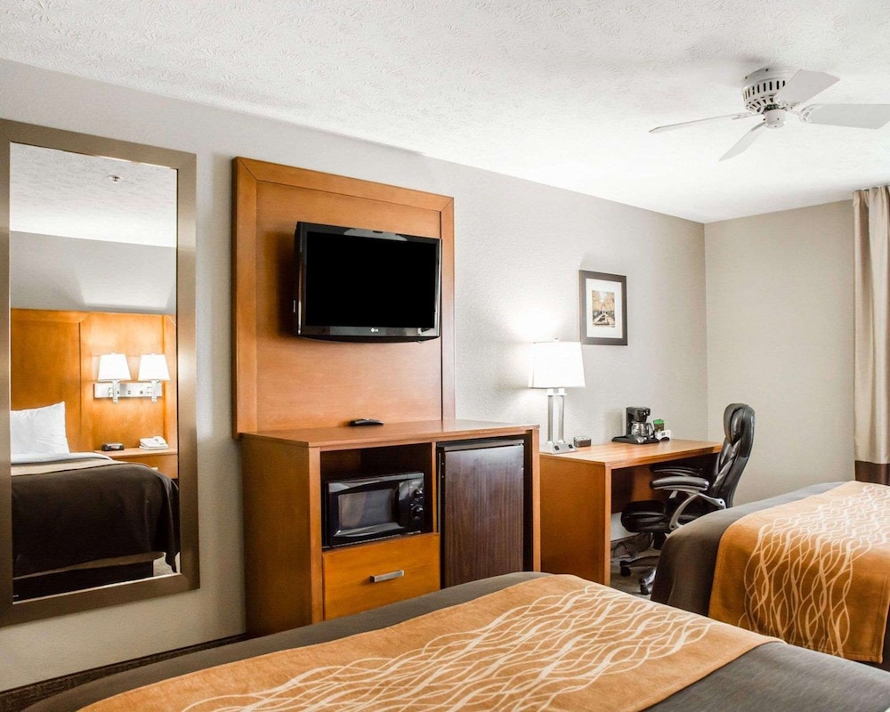 Standard Double Room, 2 Double Beds, Non Smoking - Photo 3