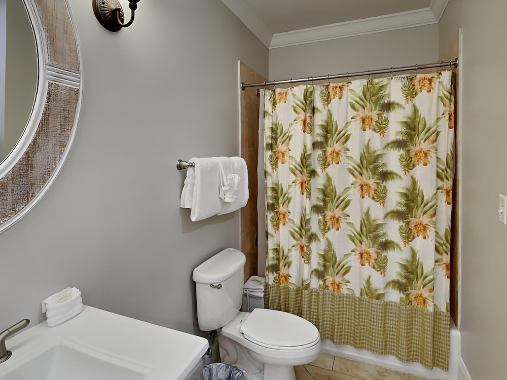 Condo (#203E - No Pets) photo 2