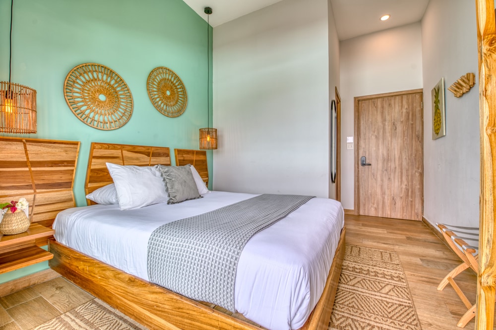 Premium Queen Room photo 3