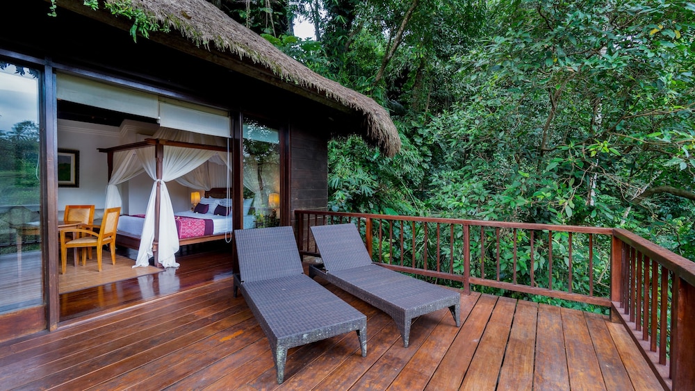 Valley View Villa - Photo 2