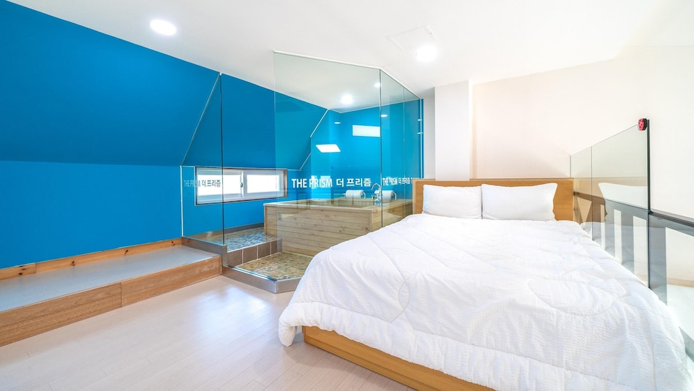 Basic Room, 1 Bedroom (blue 3) - Photo 8