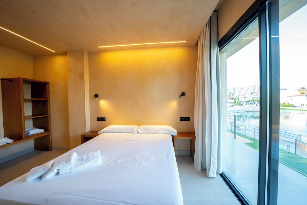 Junior Double Room