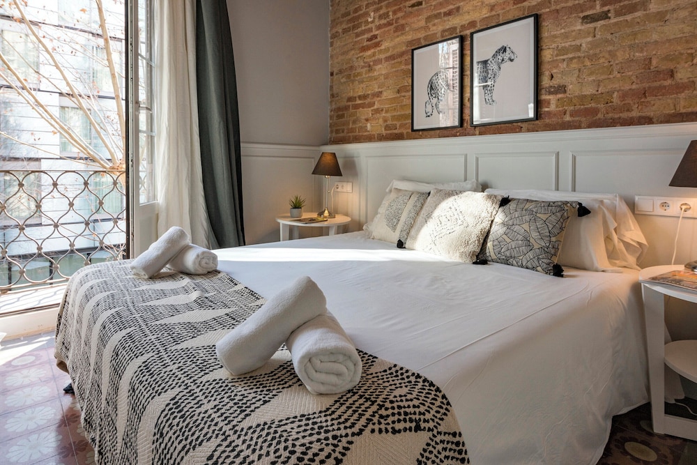 Luxury Apartment, Balcony photo 3