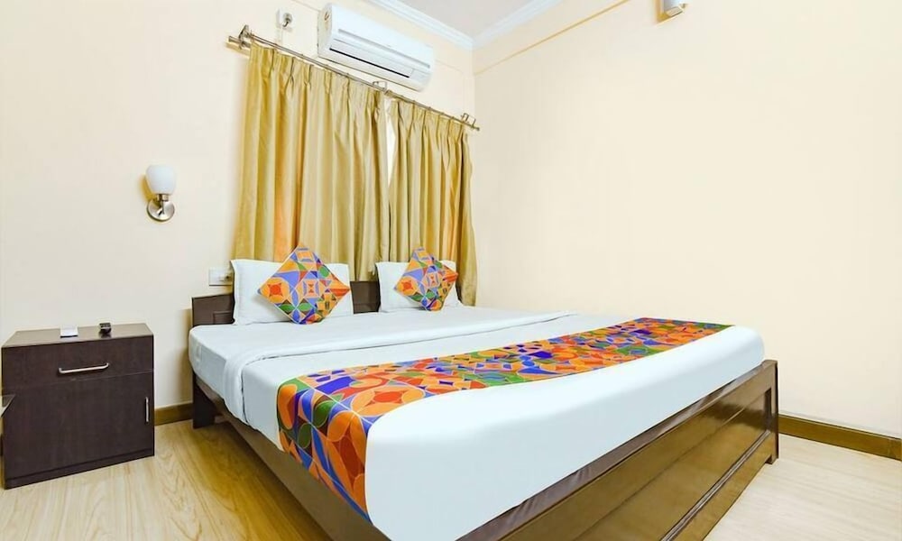 Deluxe Room - Photo 7