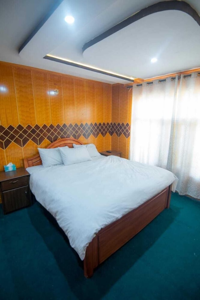 Standard Double or Twin Room photo 2