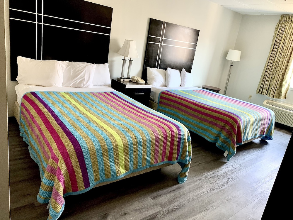 Standard Double Room Single Use, 2 Double Beds photo 2