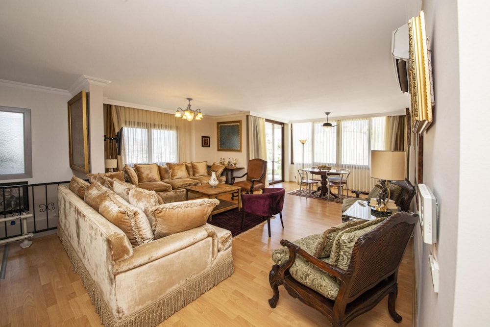 Villa, Accessible