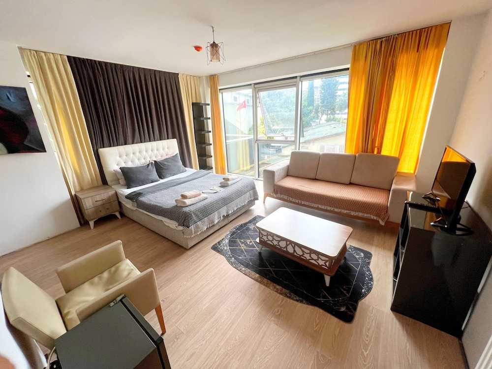 Superior Double Room, 1 Bedroom, City View photo 1