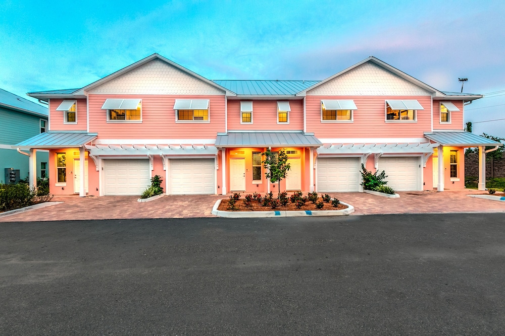 Family Townhome, 3 Bedrooms photo 3
