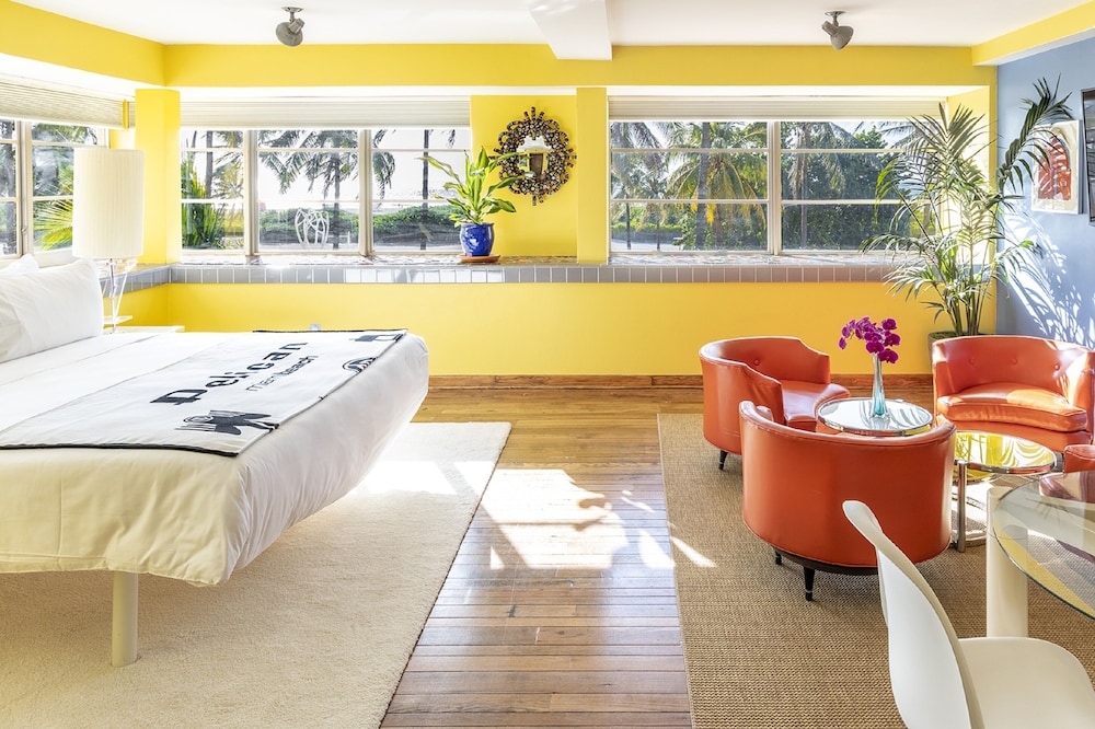 Suite, 1 King Bed, Ocean View - Photo 6