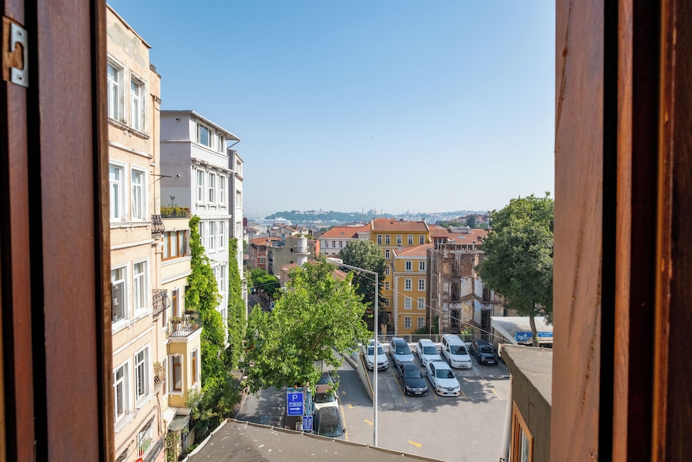 Standard Room, City View photo 1