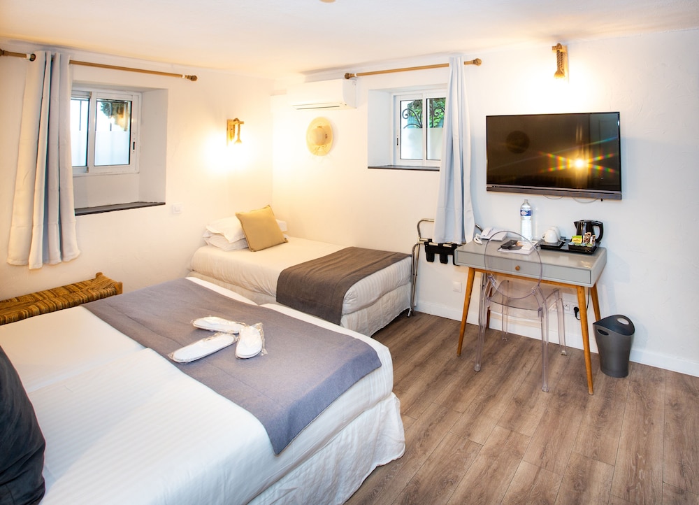Comfort Triple Room photo 1
