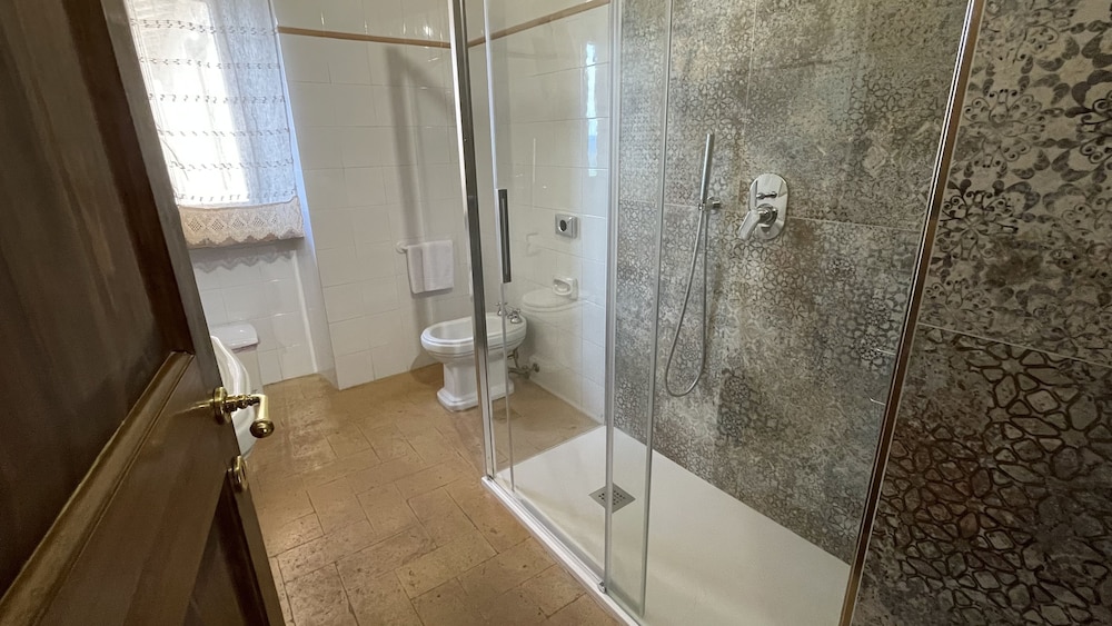 Classic Condo, 1 Bedroom, Valley View, Ground Floor photo 2
