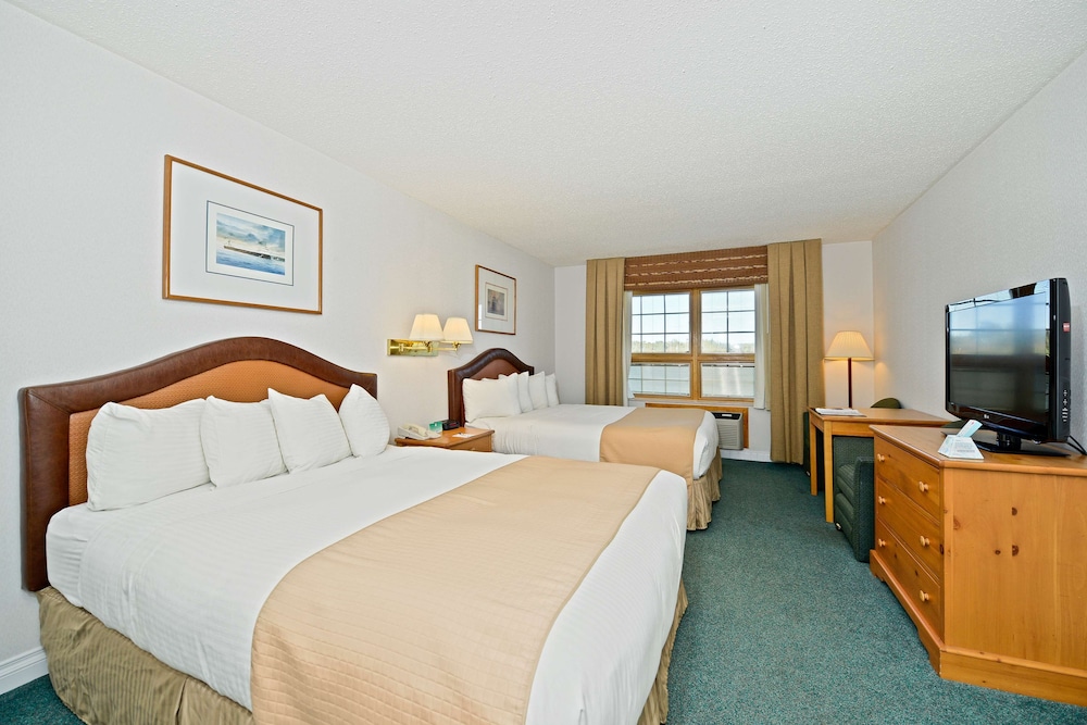 Standard Room, 2 Queen Beds, Accessible, Refrigerator & Microwave - Photo 1