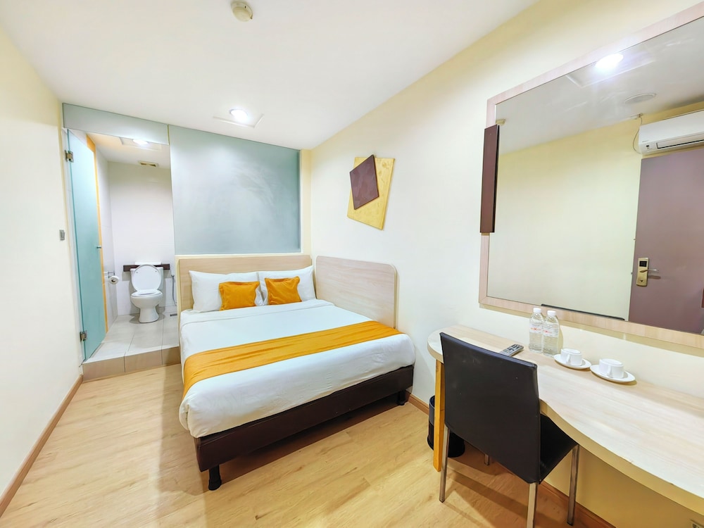 Standard Double Room, 1 Queen Bed photo 2