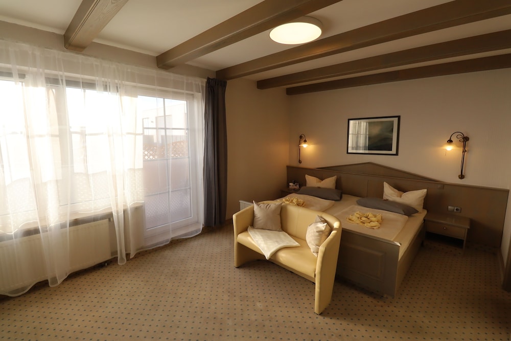 Deluxe Double Room - Photo 5