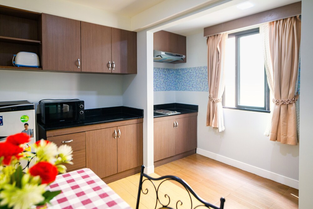 Superior Suite, Kitchen