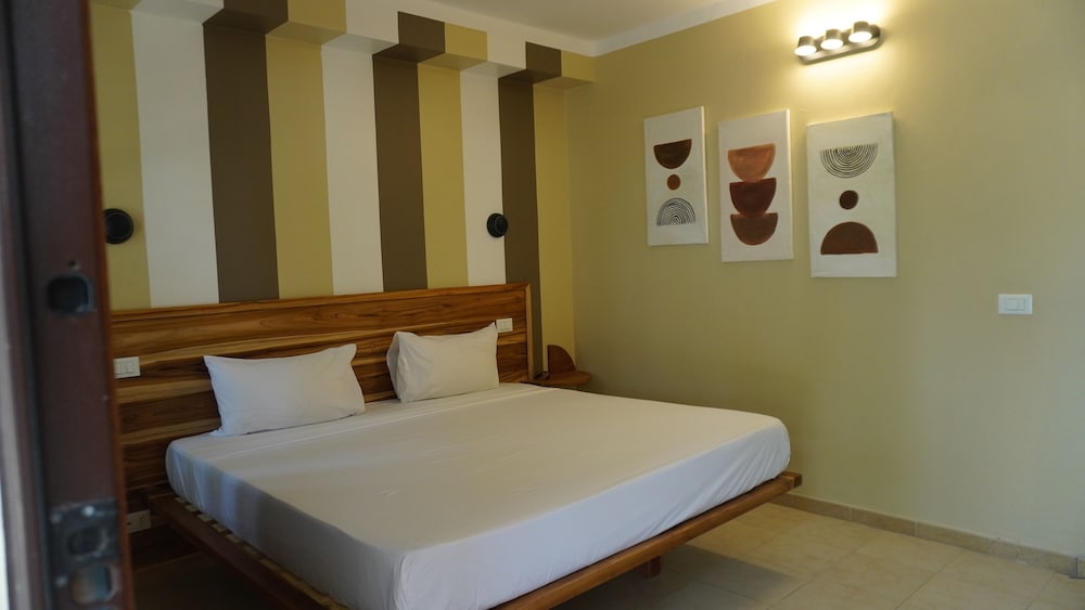 Classic Double Room, Garden View