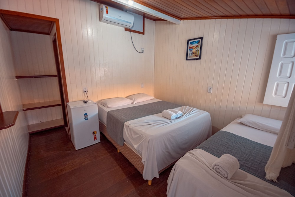 Standard Twin Room - Photo 2