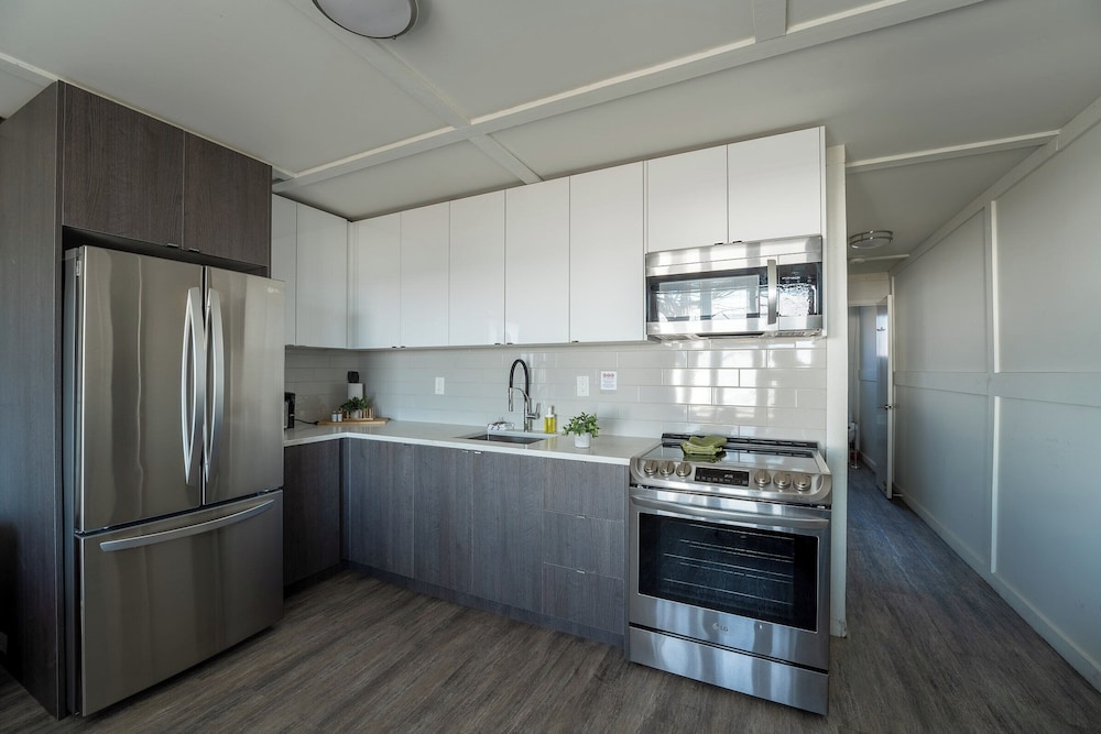 Townhome Suite 206 - Ground Floor - Photo 4