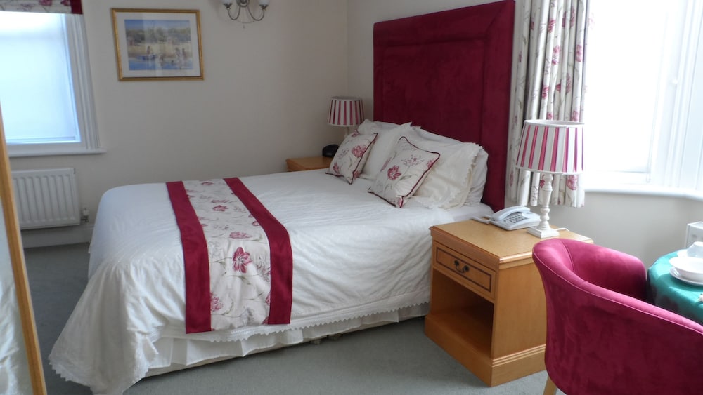 Henry, 1 King Bed, 1st Floor photo 1