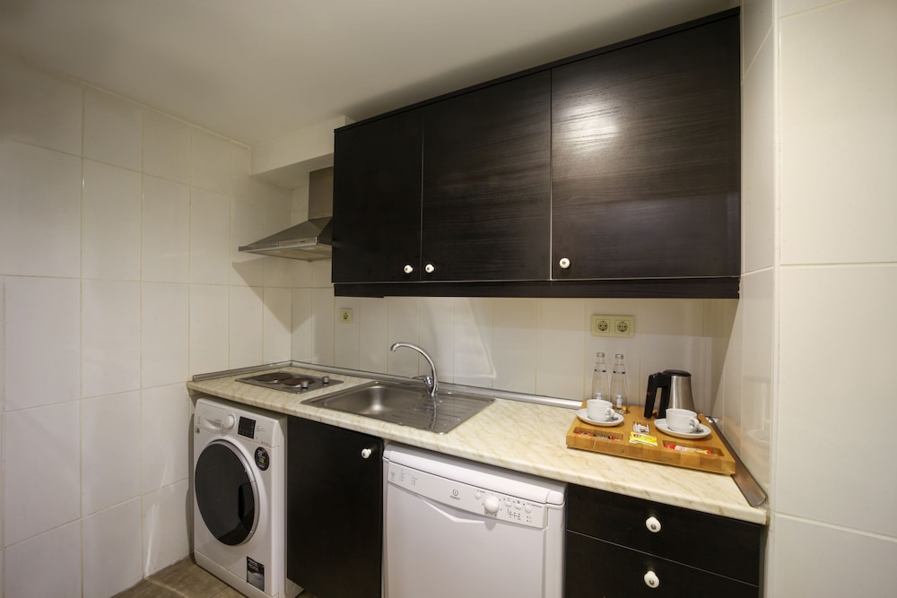 Economy Apartment photo 3