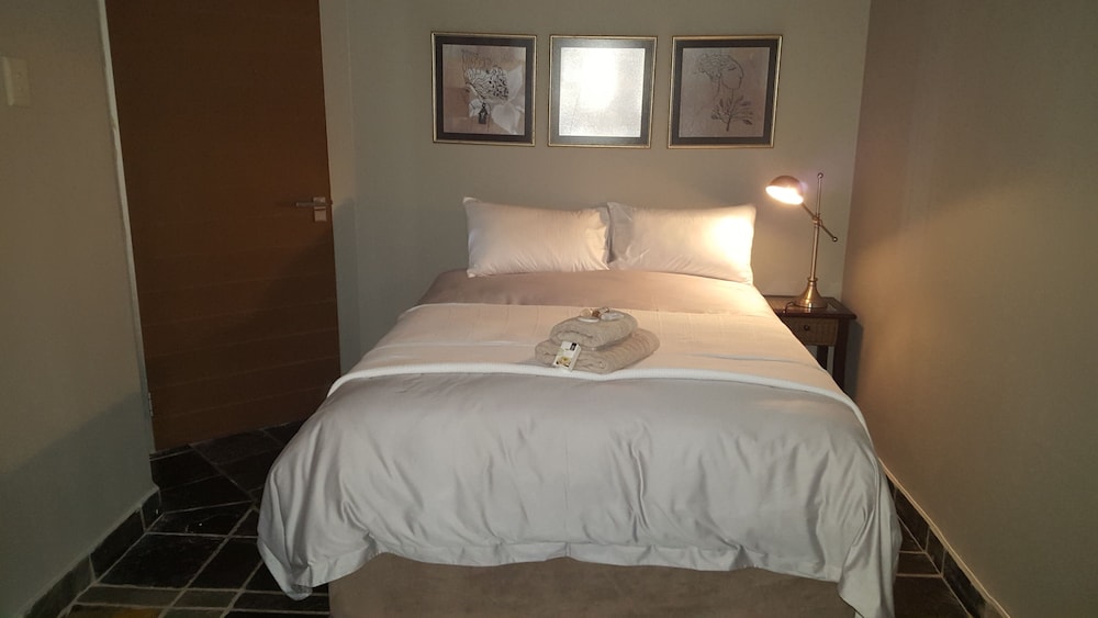 Comfort Room, 1 Bedroom (Room 05) photo 1