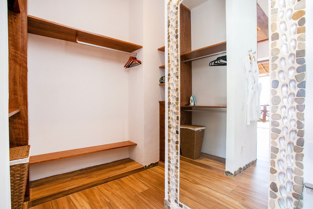 New Tower-bird Love Nest Ocean View