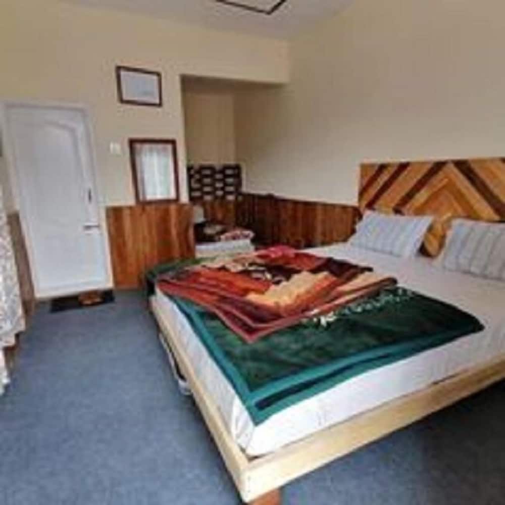 Deluxe Double Room photo 3