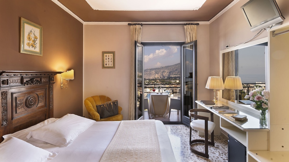 Classic Double Room - Photo 5
