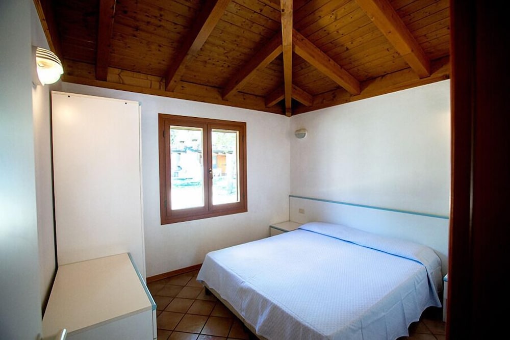 Bungalow (Miramare) photo 2