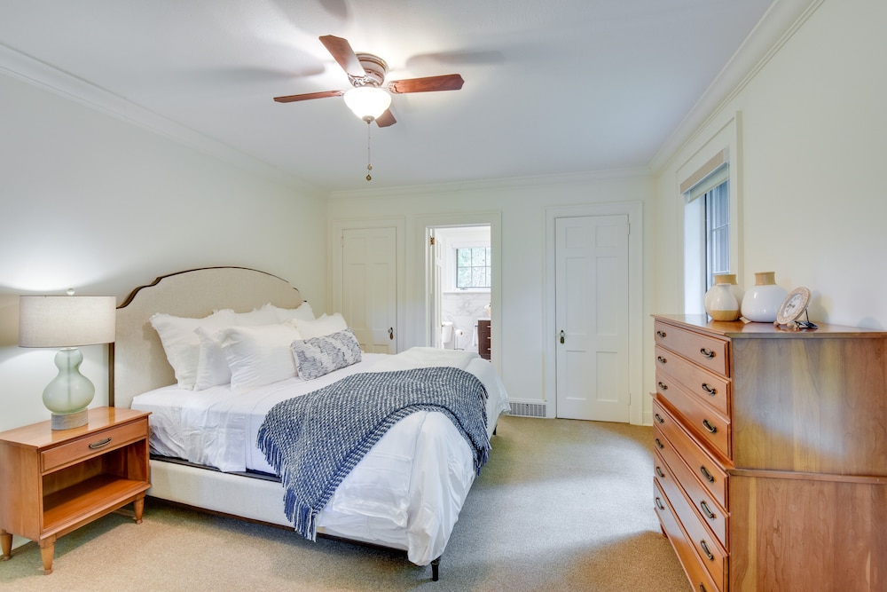 House (4 Bedrooms) photo 2