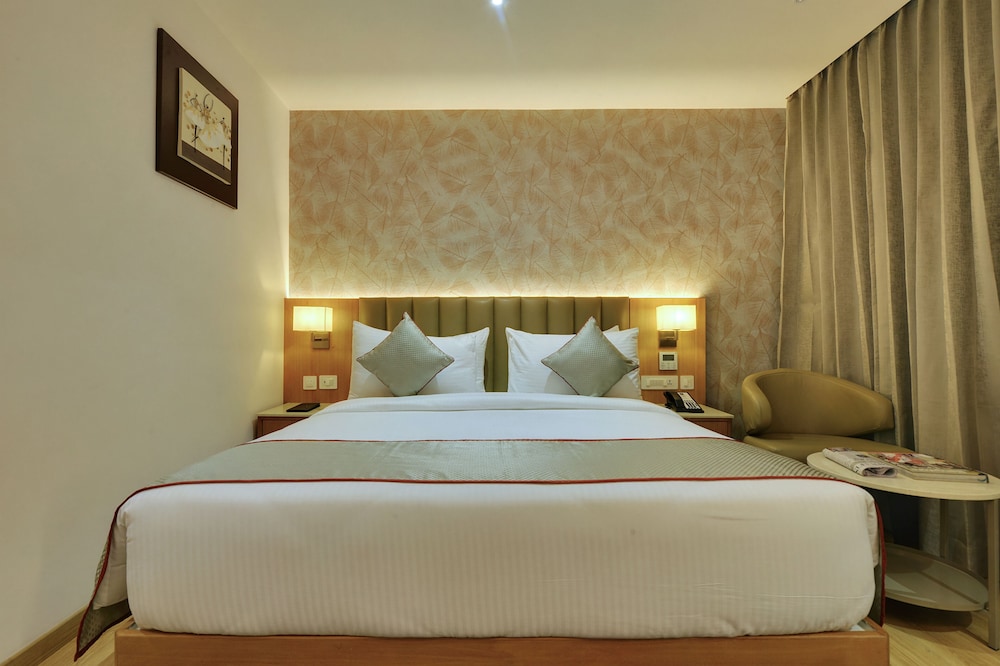 Executive Room - Photo 9