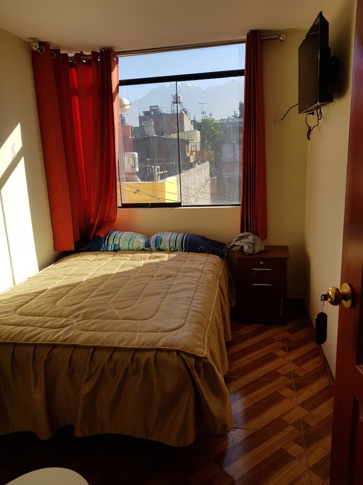 Double Room, 1 Double Bed, Shared Bathroom