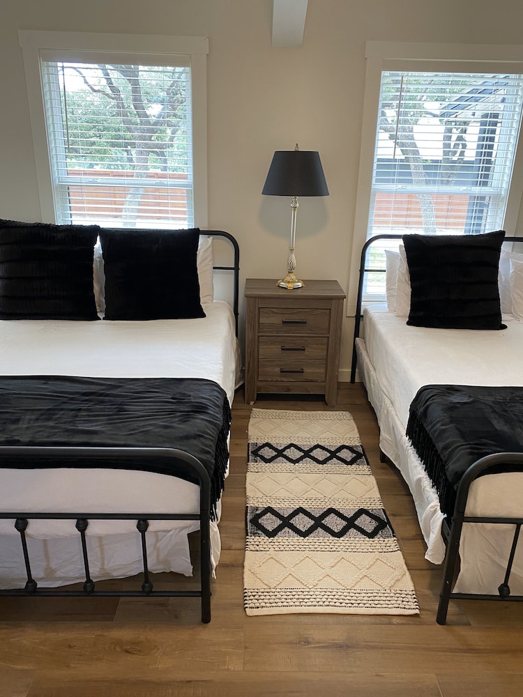 Elite House, 3 Bedrooms photo 2