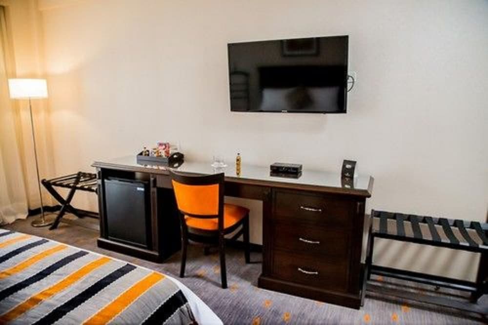 Junior Suite, River View photo 3