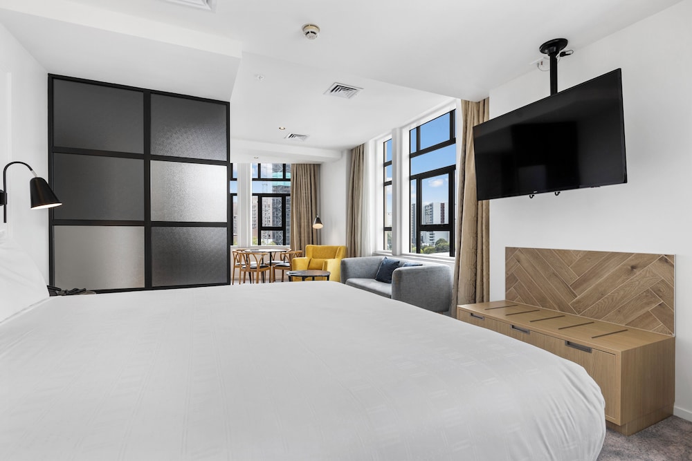 Executive Studio Suite, 1 King Bed photo 1