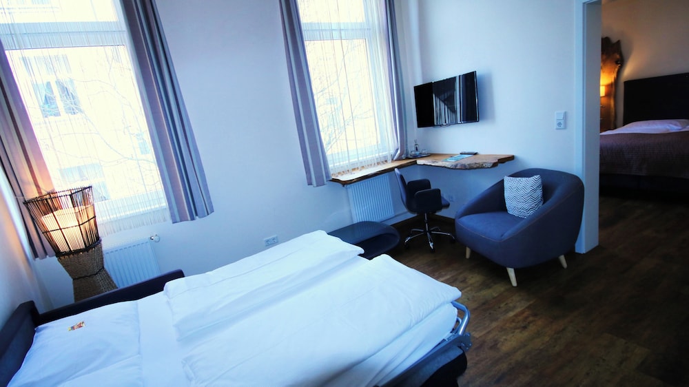 Premium Apartment, 1 King Bed with Sofa bed