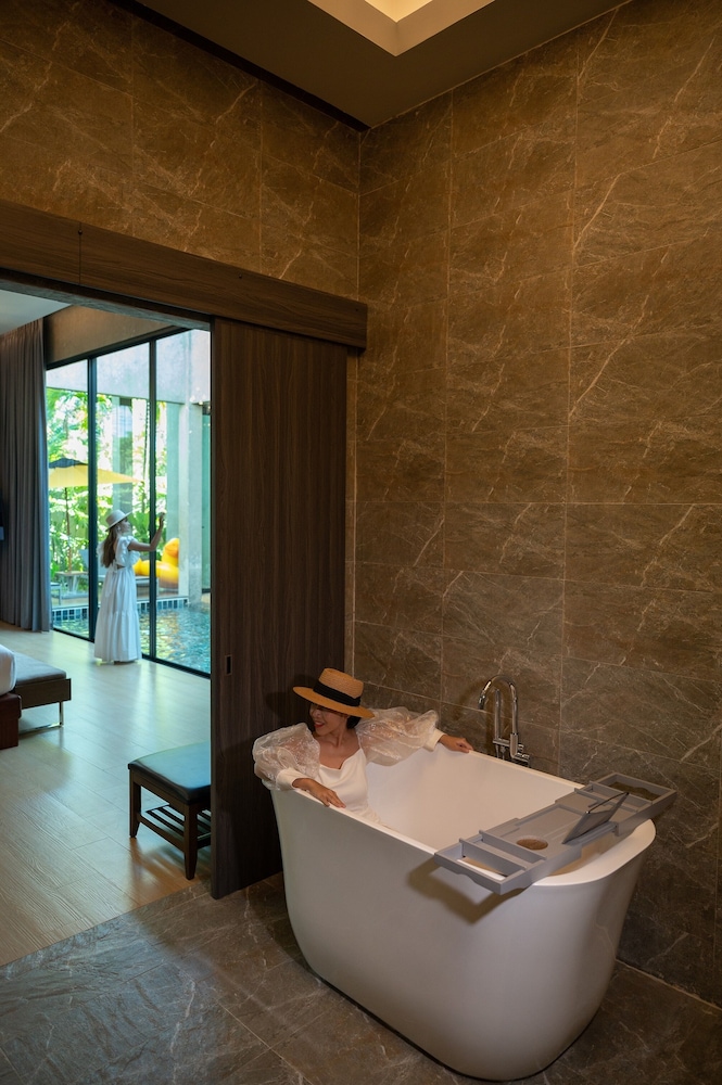 3-Bedroom Villa Suite - Photo 3