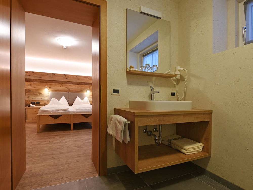 Standard Triple Room, Ground Floor photo 1