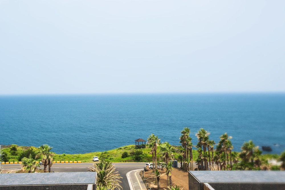 Spa Suite , 2 Bedrooms, Ocean View (Breakfast for 4 included) photo 3
